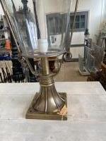 voetje brons vierkant voor b.v op pilaar