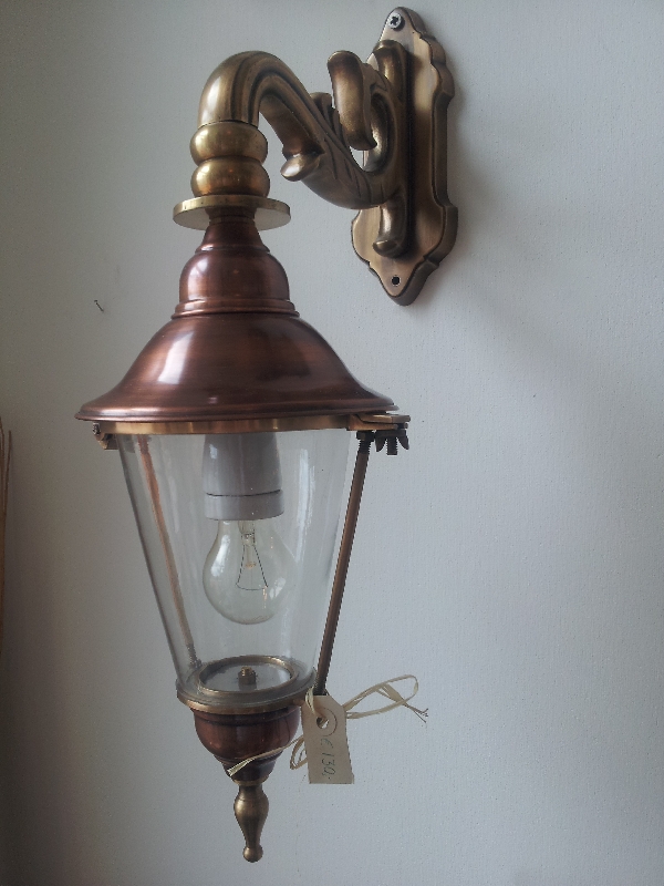 wandlamp bronzen steun met koperen kap